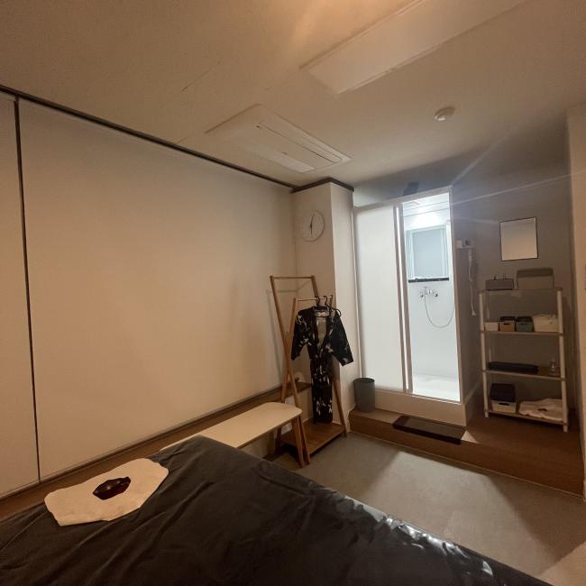 스웨디시 서비스가 제공되는 인계동 블리테라피 매장 내부 사진