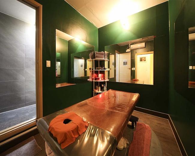 LA테라피 - 정자동 정자역 인근 주차가능, 샤워가능, 단체예약 완비된 마사지 시설