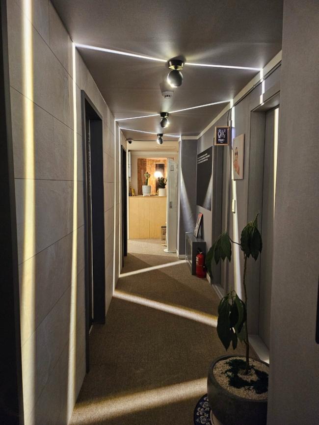 우두동에 위치한 건식/스포츠, 스웨디시 서비스 가능 뚝방스웨디시 시설