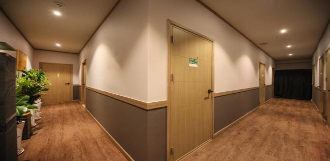 스웨디시 서비스가 제공되는 망월동 미쁨스웨디시 매장 내부 사진