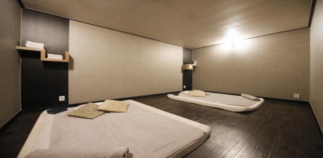 태국마사지 서비스가 제공되는 상남동 오감더타이스파 매장 내부 사진