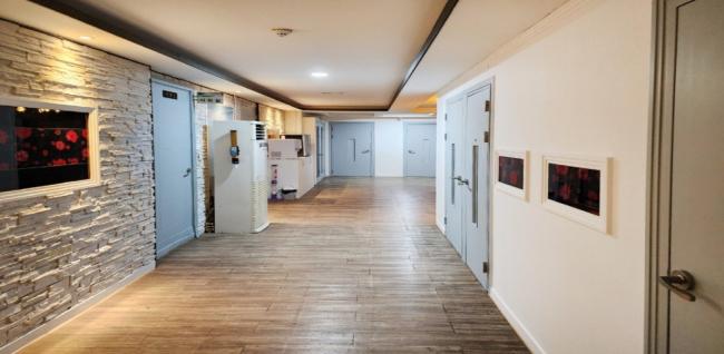 봉명동 더스타아로마 주차가능, 샤워가능, 단체예약 완비된 시설 사진