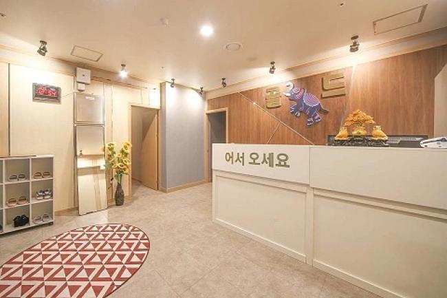 주변 한국마사지 추천 매장 골드아로마테라피의 전체적인 인테리어 모습