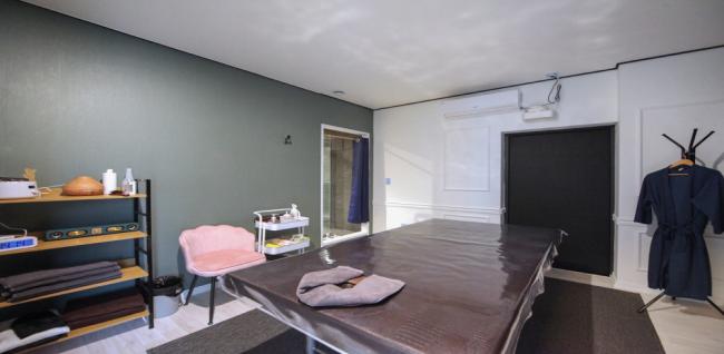 스웨디시 서비스가 제공되는 가흥동 봄테라피 매장 내부 사진