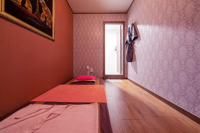 썸마사지 - 정왕동 정왕역 인근 주차가능, 샤워가능, 수면가능, 단체예약 완비된 마사지 시설