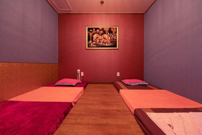 정왕동 태국관리사, 베트남관리사 마사지샵 썸마사지의 쾌적한 관리실 내부 모습