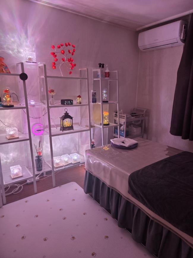 대림역,구로디지털단지역 주변 스웨디시 추천 매장 샤인테라피의 전체적인 인테리어 모습