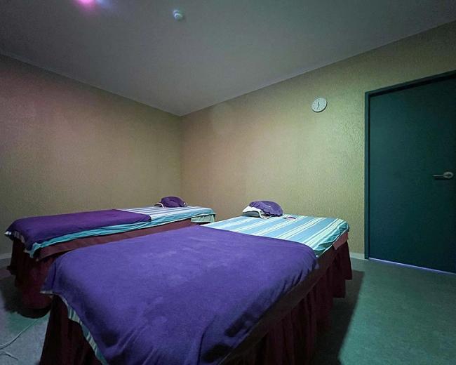 한국마사지 서비스가 제공되는 두호동 황금약손마사지 매장 내부 사진