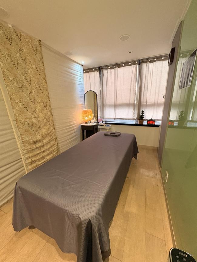 엠마오테라피 - 여의도동 국회의사당역,여의도역 인근 한국마사지 전문 마사지 매장 전경