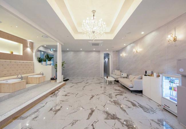 두정역 인근 한국관리사 마사지 전문 텐테라피의 아늑한 내부 시설 안내