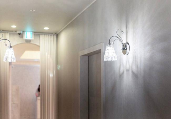 두정동 스웨디시 전문 텐테라피의 깔끔하고 정돈된 내부 전경