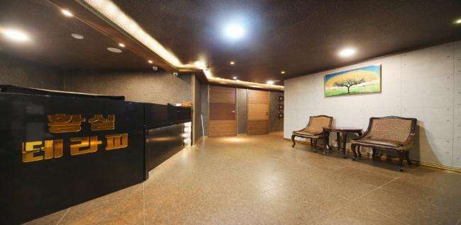황실테라피 - 수택동 구리역 인근 주차가능, 24시간, 샤워가능, 커플실, 단체예약, 남/여공용샵 완비된 마사지 시설