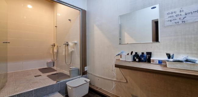 성정동 인근 마사지 잘하는 곳 라이라이마사지 청결하게 관리된 내부 시설