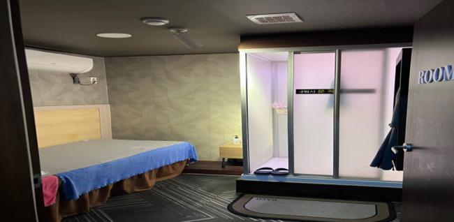 본리에 위치한 아로마, 건식/스포츠 서비스 가능 강락마사지 시설