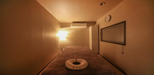 옥동 중국관리사 마사지샵 C&T건전마사지의 쾌적한 관리실 내부 모습