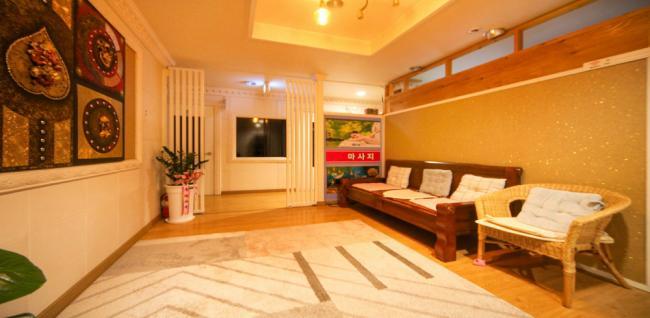 중국마사지 서비스가 제공되는 홍문동 금천마사지 매장 내부 사진