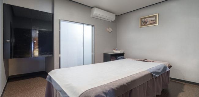 한국마사지 서비스가 제공되는 월산리 레이카 매장 내부 사진