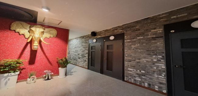 주변 한국마사지 추천 매장 랑수언아로마의 전체적인 인테리어 모습