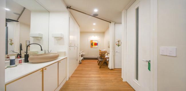 한국마사지 서비스가 제공되는 부전동 벨라엠 매장 내부 사진