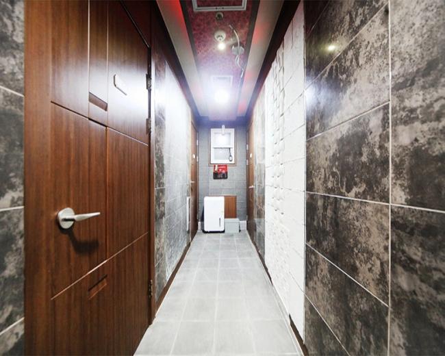 팔야리에 위치한 스웨디시 서비스 가능 여우테라피 시설