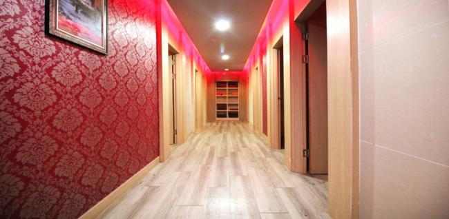 수청동 한국관리사 마사지샵 휴마사지의 쾌적한 관리실 내부 모습