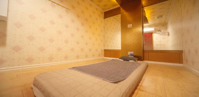 스웨디시 서비스가 제공되는 수청동 휴마사지 매장 내부 사진