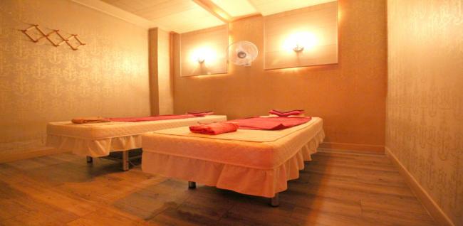 수청동 스웨디시 전문 휴마사지의 깔끔하고 정돈된 내부 전경