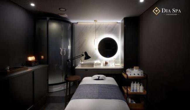 스웨디시 서비스가 제공되는 청담동 아리아스파 매장 내부 사진