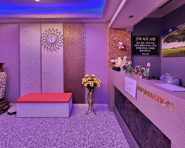 한국마사지 관리 전문 마사지 매장 스웨&로미 내부 공간