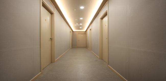 소하동 한국관리사 마사지샵 TOP테라피의 쾌적한 관리실 내부 모습