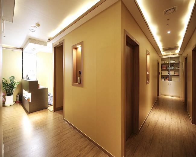 힐링아로마 - 배곧동 오이도역 인근 주차가능, 24시간, 샤워가능, 단체예약 완비된 마사지 시설