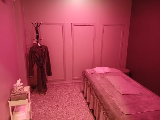 중국마사지 서비스가 제공되는 남가좌동 오행테라피 매장 내부 사진