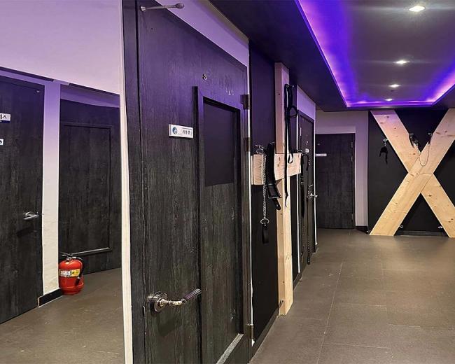 장항동 스웨디시 전문 유앤미왁싱&스웨디시의 깔끔하고 정돈된 내부 전경