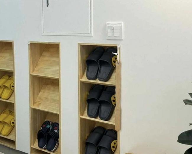 석산리 한국관리사, 중국관리사 마사지샵 더풋앤바디의 쾌적한 관리실 내부 모습