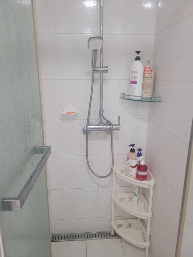 우동 태국관리사 마사지샵 해운대타이어때의 쾌적한 관리실 내부 모습