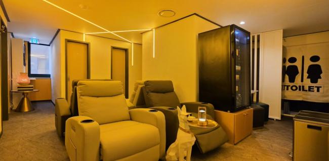 서교동 스웨디시 전문 당근테라피의 깔끔하고 정돈된 내부 전경