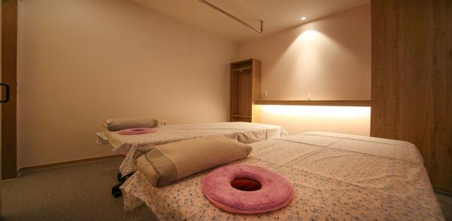 목동 중국마사지 전문 미담마사지의 깔끔하고 정돈된 내부 전경