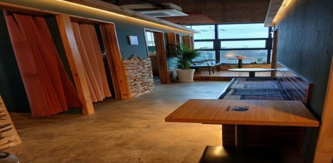 하귀2리 한국관리사 마사지샵 몽테라피(애월)의 쾌적한 관리실 내부 모습