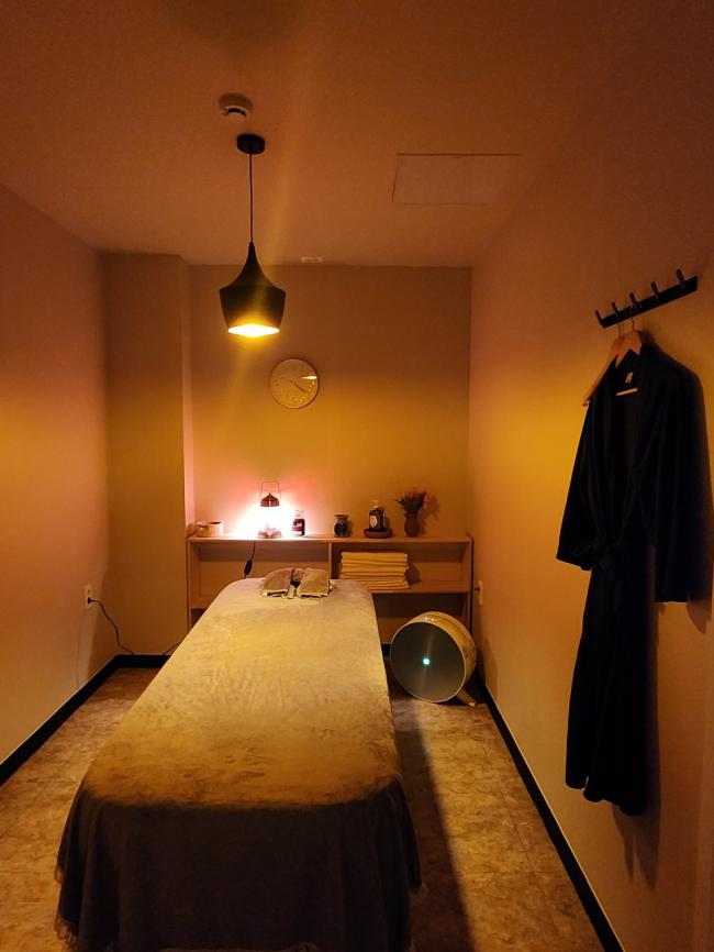 이도일동 인근 마사지 잘하는 곳 탑아로마 청결하게 관리된 내부 시설