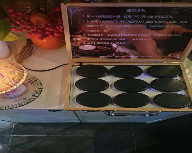 학동 중국관리사 마사지샵 와중국전통마사지의 쾌적한 관리실 내부 모습