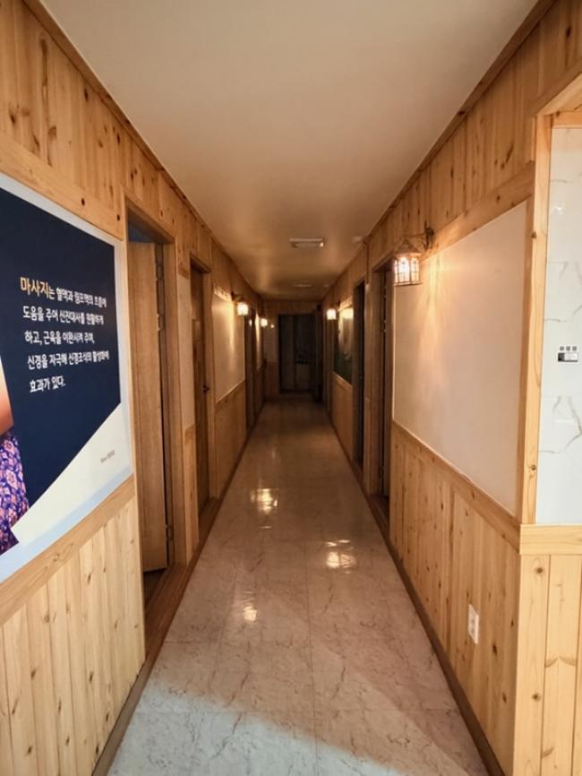 주변 태국마사지 추천 매장 푸드타이의 전체적인 인테리어 모습