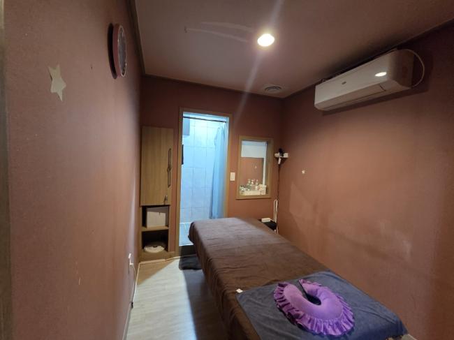 모라동 한국관리사, 중국관리사 마사지샵 상상테라피의 쾌적한 관리실 내부 모습