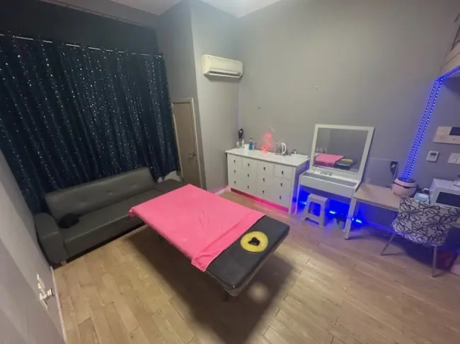 동수역,부평역,부평시장역,부개역 주변 중국마사지 추천 매장 둥근달의 전체적인 인테리어 모습