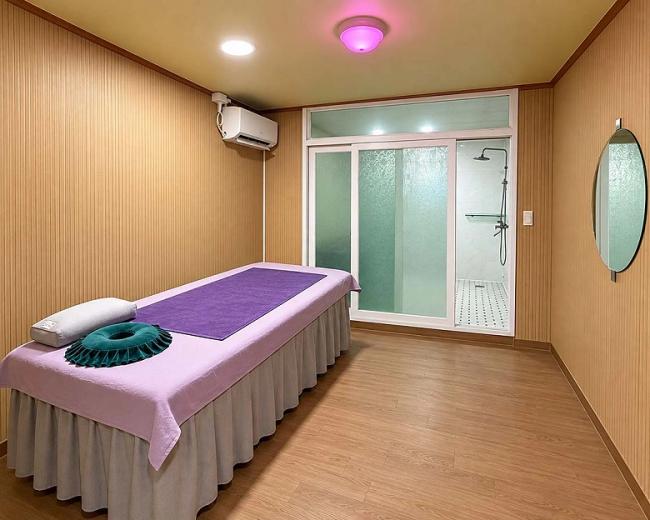 진평동 인근 마사지 잘하는 곳 킹아로마 청결하게 관리된 내부 시설