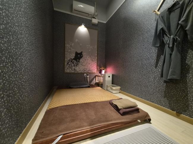 남춘천역 인근 마사지 잘하는 곳 사사락아로마 청결하게 관리된 내부 시설