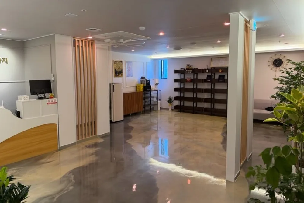 중국마사지 서비스가 제공되는 송전리 힐링바디케어 매장 내부 사진
