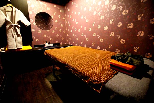 서구청역,아시아드경기장역 인근 마사지 잘하는 곳 황실 청결하게 관리된 내부 시설