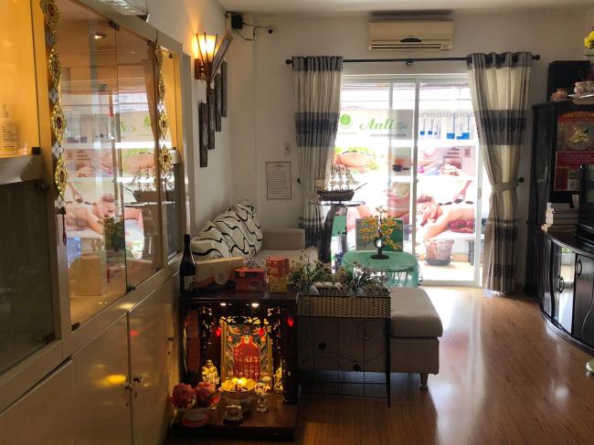 호치민 안리스파