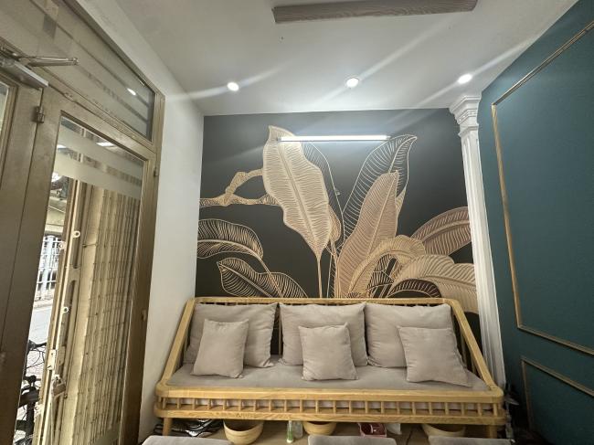 호치민 궁 스파