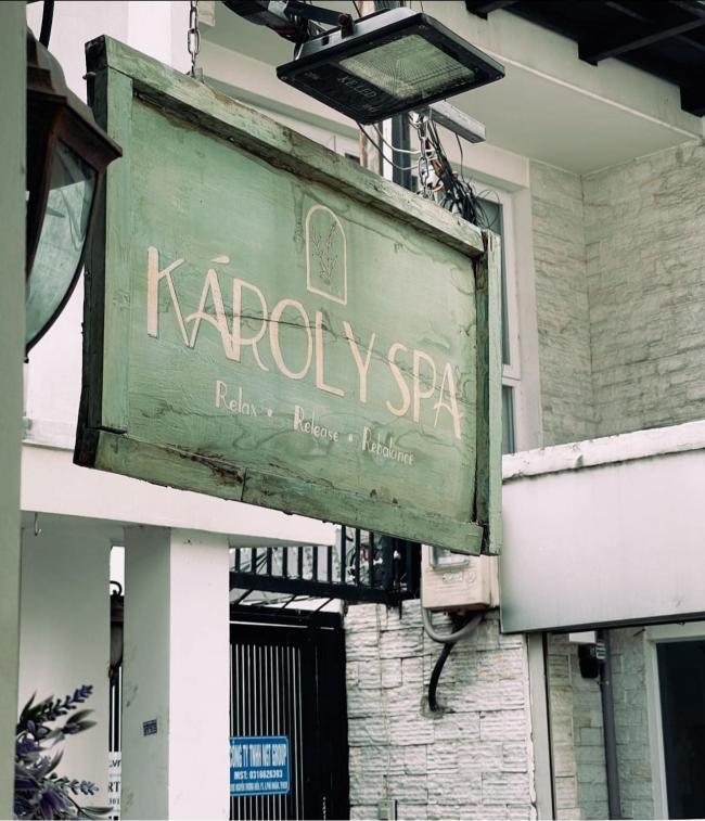 호치민 카롤리 스파